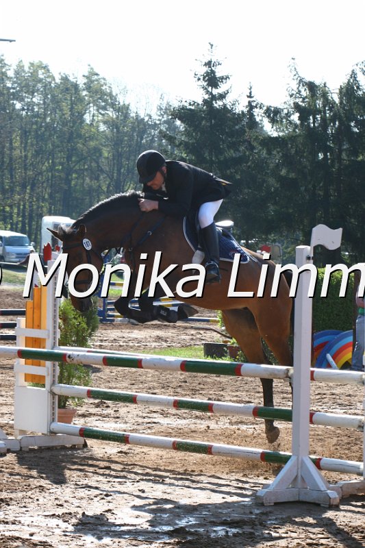 004M1423_Limbo Lady_Spring A.JPG